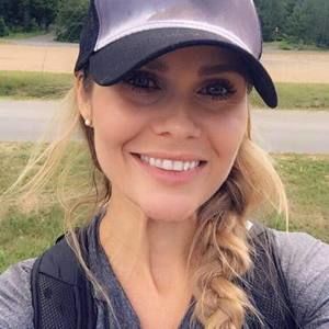 Meet your Posher, Valérie